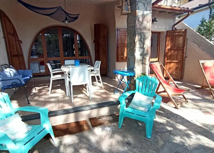 Villino Corallo Roby Feriehus